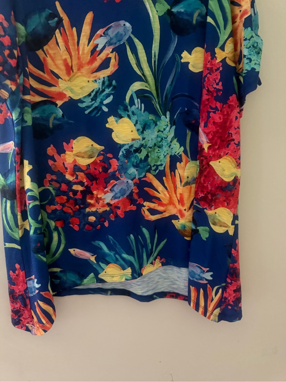 Alfred Dunner Royal Blue Tropical Fish  Reef Embellished Top Size 1X - Picture 6 of 12